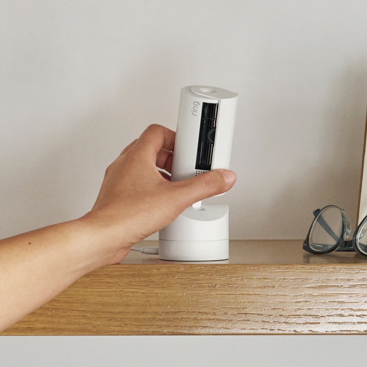 Immagine prodotto Ring Pan-Tilt Indoor Camera (1920 x 1080 Pixels)