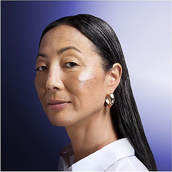 Actual product image Shiseido Vital Perfection LiftDefine Night Serum 40 ml (40 ml)