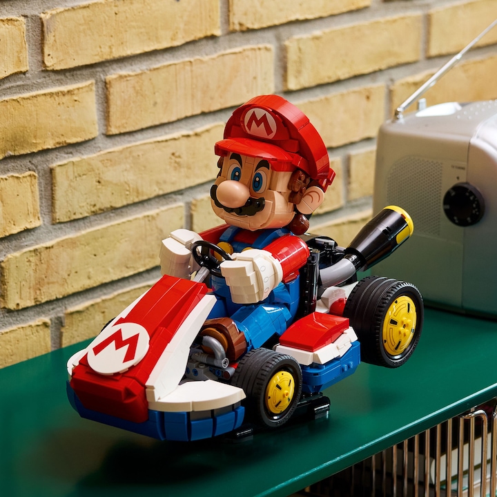 Actual product image LEGO Mario & Standard-Kart (72037, LEGO Super Mario, LEGO Rare Sets)