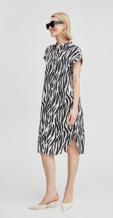 Actual product image B.young BYFALAKKA SS SHIRT DRESS 20814553 (34)