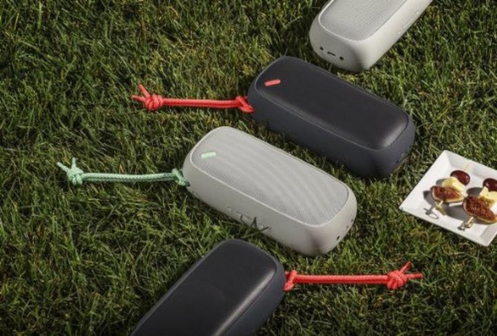 Actual product image NudeAudio Move L Coral - Bluetooth Speaker (8 h, Rechargeable battery operated)