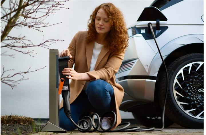 Immagine prodotto Lapp Mobility Cavo di ricarica standard Gen II HELIX, tipo 2, 32A, trifase, 5m, nero (Tipo 2, 22 kW, 33 A, 5 m)