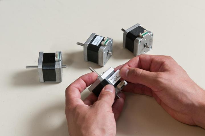 Actual product image Brady B33 Series environmentally friendly white polyester labels in matt finish (7.62 cm)