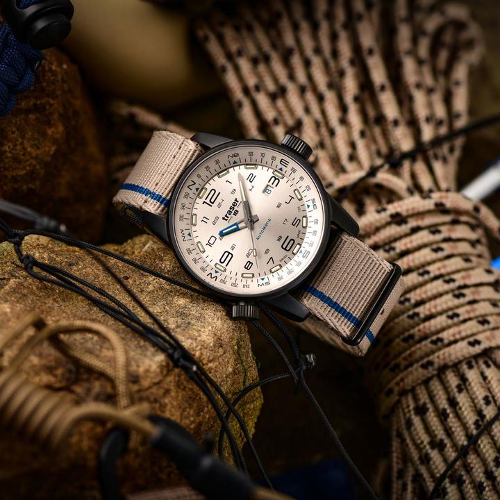 Actual product image Traser H3 110454 P68 Pathfinder Automatic 46mm 10ATM (46 mm)