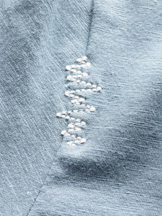 Actual product image Chillaz E Ciao T-Shirt (L)
