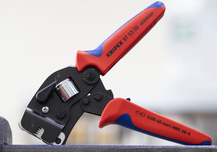 Produktbild Knipex Selbsteinstellende Crimpzange für Aderendhülsen (190 mm)