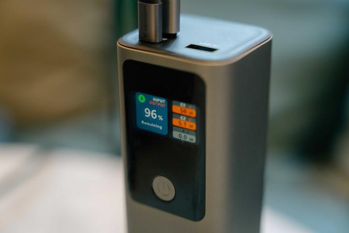 Produktbild Verbatim Charge ‘n’ Go Power Bank (27000 mAh, 183 W, 99.90 Wh)