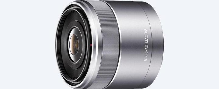 Actual product image Sony E 30mm f/3.5 Macro (Sony E, APS-C / DX)