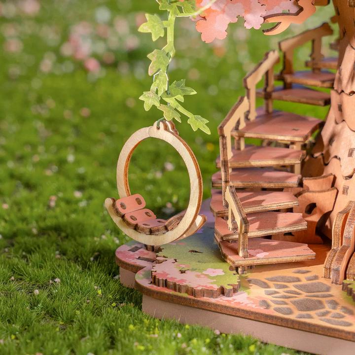 Actual product image Robotime Sakura Tree House