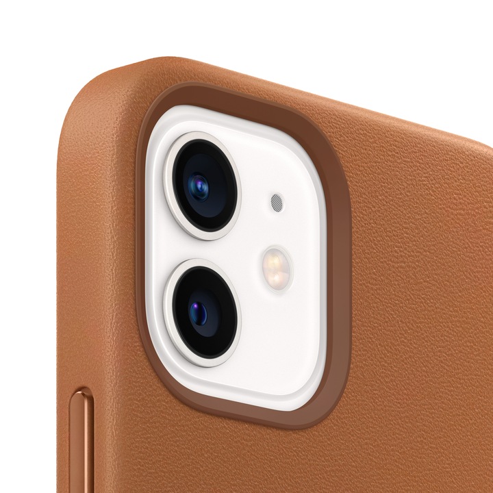 Actual product image Apple Leather Case with MagSafe (Apple iPhone 12, Apple iPhone 12 Pro)