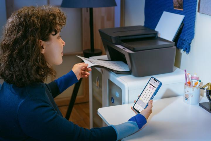 Produktbild HP Hewlett-Packard DESKJET 4330 ALL-IN-ONE BLACK NMS IN MFP (Tintenpatrone, Farbe)