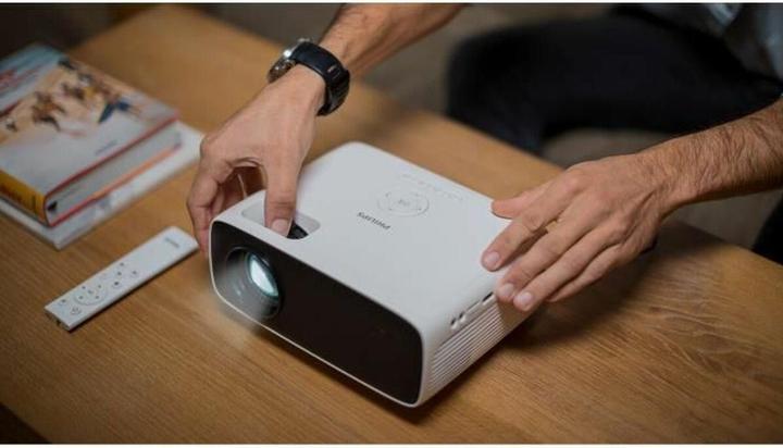 Actual product image Philips Neopix 200 video projector (Full HD, 200 lm)