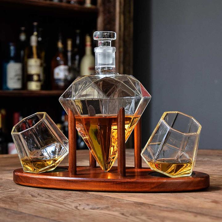 Actual product image TOP Diamond decanter (0.85 l)