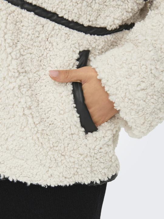 Actual product image Only in fur look ONLPARIS (M)