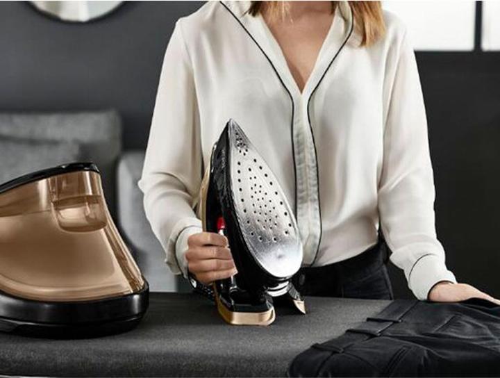 Produktbild Tefal Pro Express Vision Dampfgenerator GV9823 (3000 W, 800 g/min)