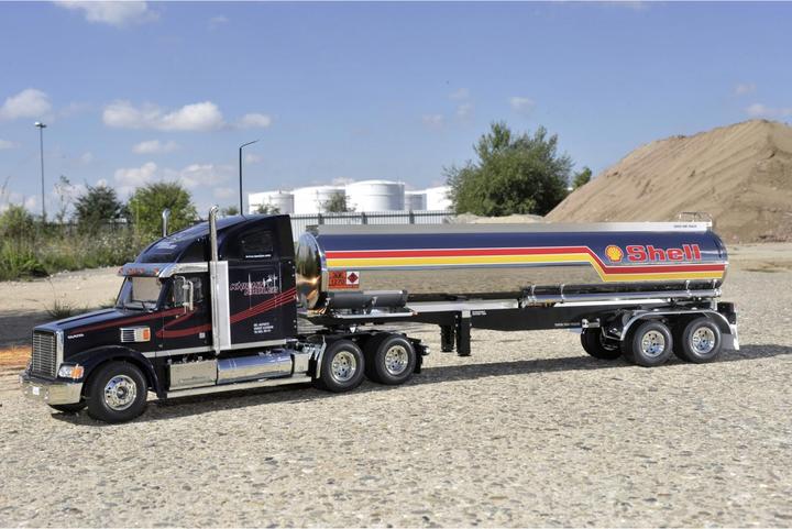 Actual product image Tamiya Knight Hauler (Kit)