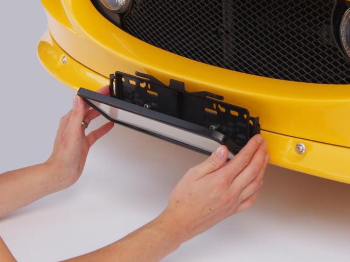 Produktbild Easyklick Kennzeichenhalter (Front + Heck, Langformat)