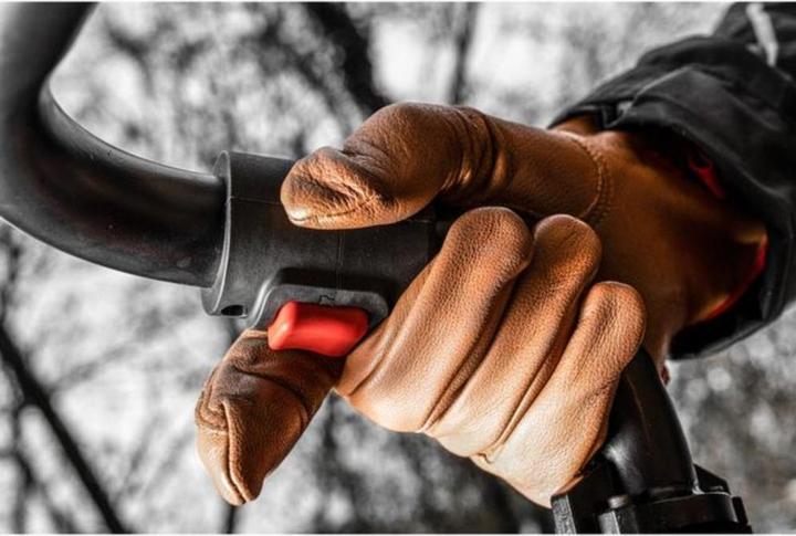 Produktbild MGA Milwauke Unisex 4932478124 Milwauke Leder Arbeitshandschuhe Grösse 8 M 11 XXL 9 L, red and black, 9/ (9, L)