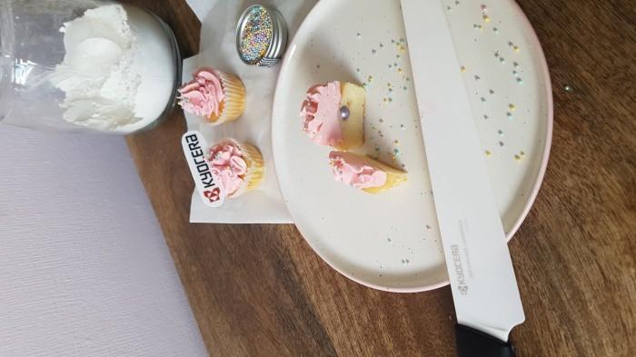 Actual product image Kyocera FK-181 WH-BK EU Knife (18 cm)