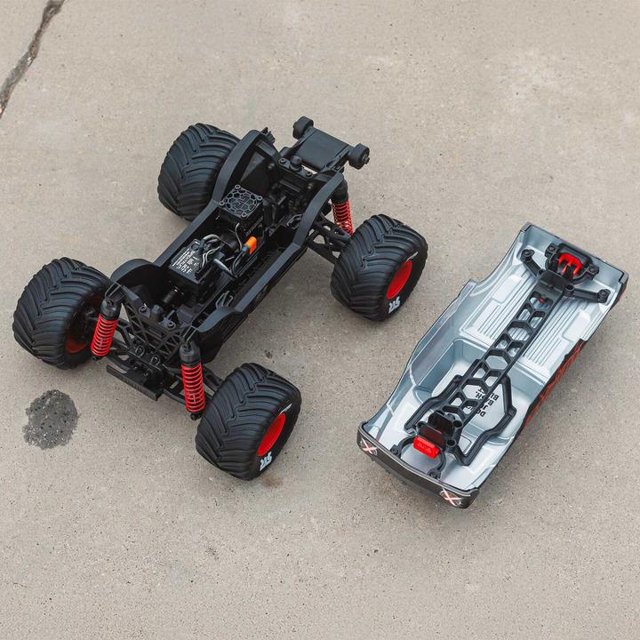 Produktbild Arrma Monster Truck Quake Grom 4x4 Brushed RTR 1:16 Rot (RTR Ready-to-Run)