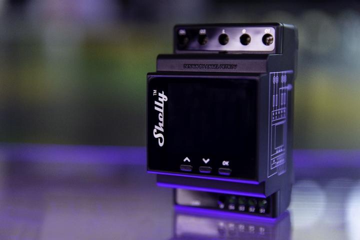 Produktbild Shelly Pro Dual Cover PM (Dimmaktor)