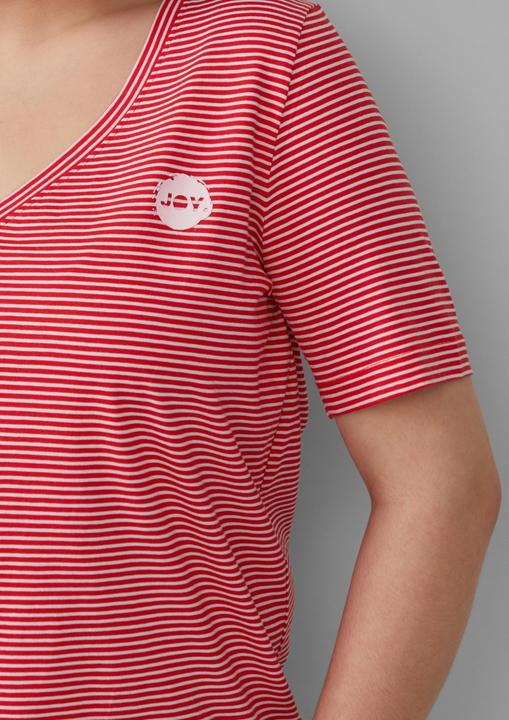 Produktbild S.Oliver T-Shirt T-Shirt mit V-Ausschnitt und Print-Detail (44)