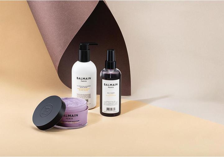 Actual product image Balmain Illuminating Shampoo Silver Pearl Shampoo Correcting Shade Forond And Gray Hair 300Ml (300 ml, Liquid shampoo)