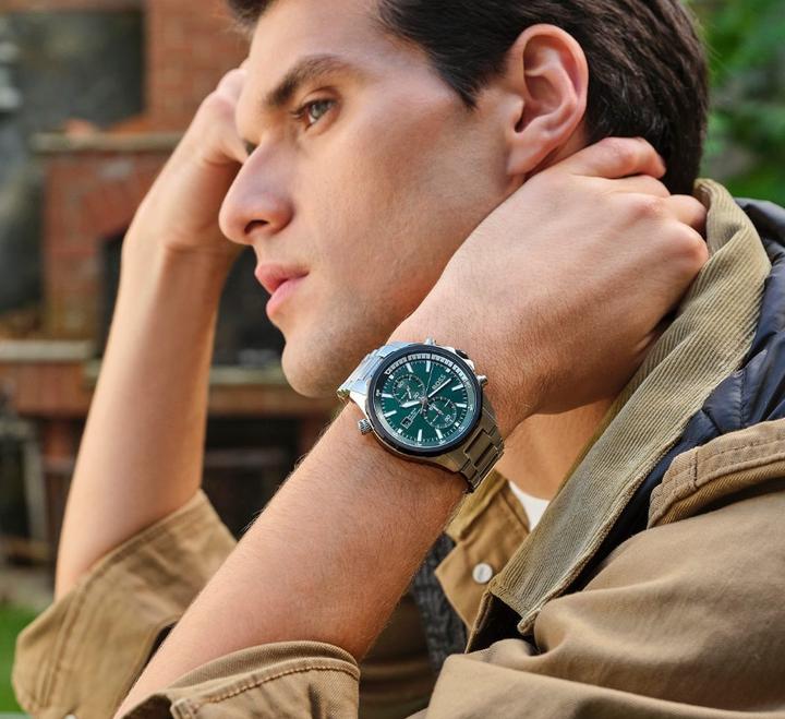 Actual product image Hugo Boss Globetrotter 1513930 (Chronograph, 45 mm)