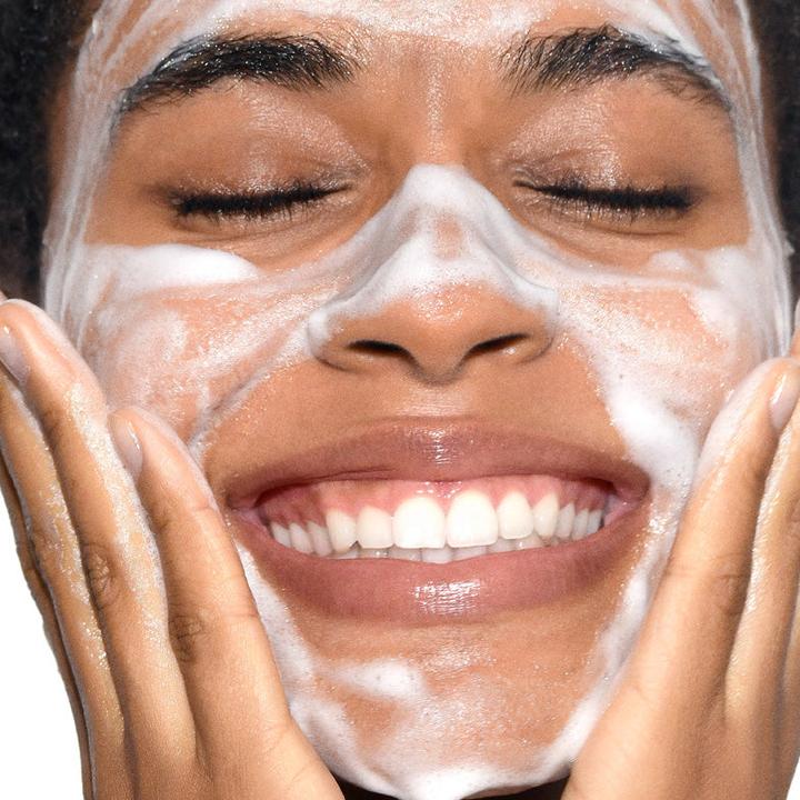 Actual product image Veralab Spumone Gentle And Nourishing Foaming Facial Cleanser (Cleansing Foam, 100 ml)