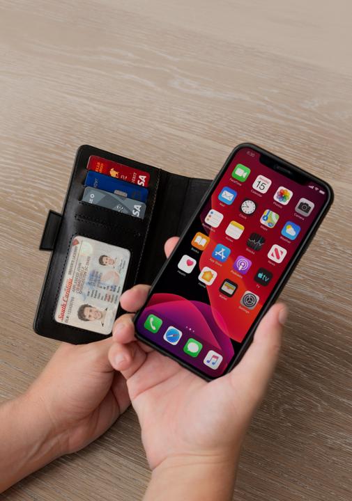 Actual product image TwelveSouth BookBook (Apple iPhone 11)