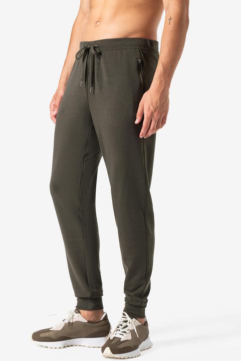 Actual product image Super Natural Everyday Sweatpants (M)