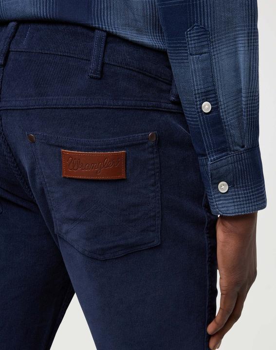 Actual product image Wrangler Cordhose Greensboro (34)