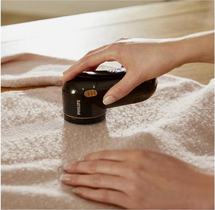 Actual product image Philips GC026/80