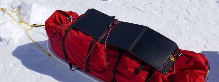 Produktbild Powertraveller Solarladegerät Falcon 40 mit 2x USB-A und 1x DC-Output (40 W, 0.91 kg)