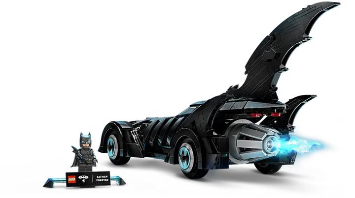 Actual product image LEGO Batman Forever Batmobile (76304, LEGO DC)