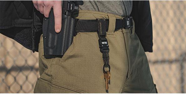 Actual product image Viktos Keychain BULLDOG, coyote