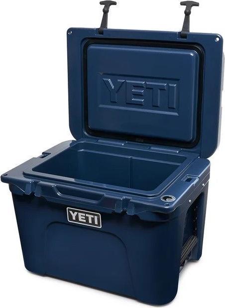 Actual product image Yeti Tundra 35 cooler
