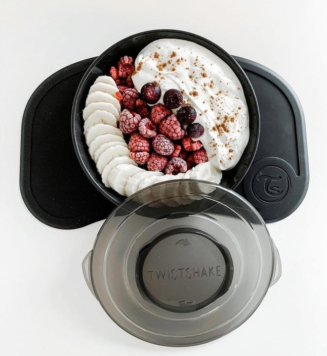 Actual product image Twistshake Click-Mat Mini + Plate