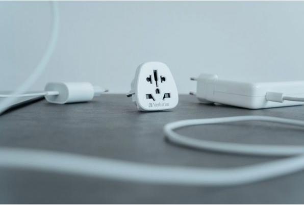 Produktbild Verbatim World to Europe Travel Adapter Plug