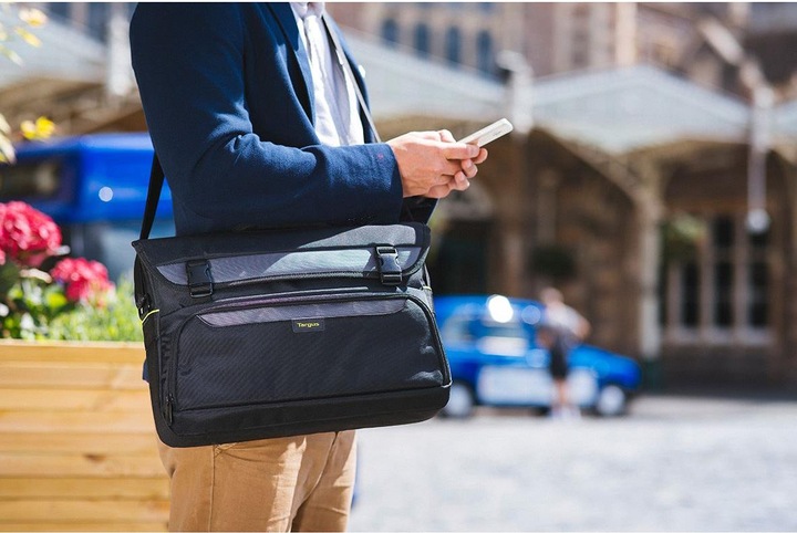 Produktbild Targus City Gear Messenger (17.30", Universal)