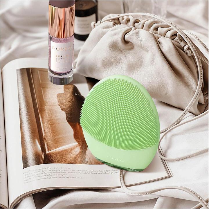 Actual product image Foreo Luna