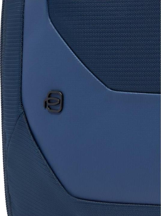 Actual product image Piquadro Reise-Laptop-Rucksack 15,6" aus recyceltem Stoff (36 l)