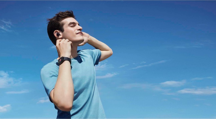 Actual product image Amazfit GTS 2 (42.80 mm)