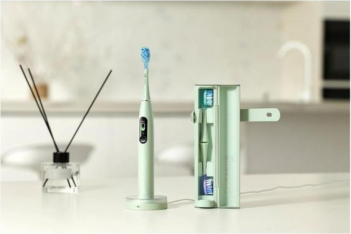 Image du produit Clean X Ultra S (Brosse à dents sonique)