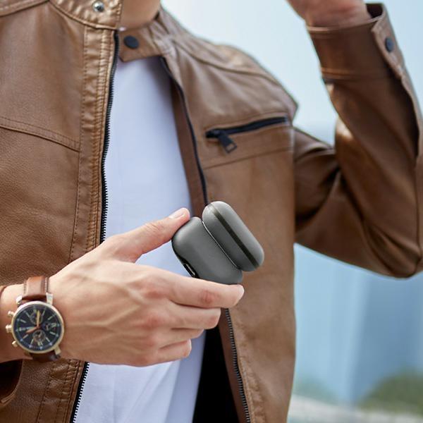 Actual product image Uniq Lyden DS case (Headphone sleeve)