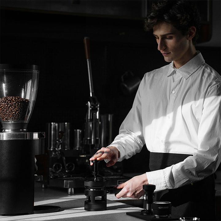 Actual product image MHW 3Bomber Cyclone needle distributor