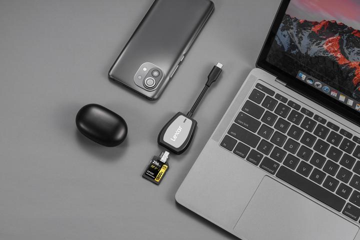 Immagine prodotto Lexar Lettore professionale USB-C a doppio slot - SD/MicroSD UHS-II (USB-C 3.2 Gen 1)