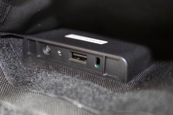 Produktbild Powertraveller Solarladegerät Falcon 21 mit 1x USB-A und 1x DC-Output (21 W, 0.47 kg)