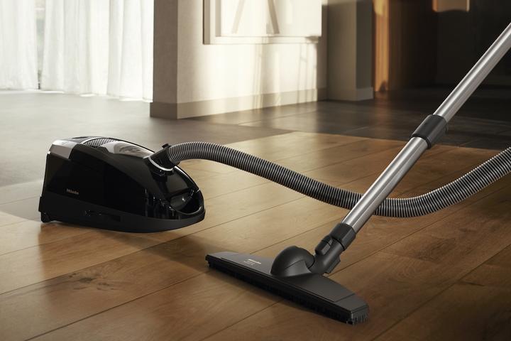 Actual product image Miele Compact C2 Parquet XL