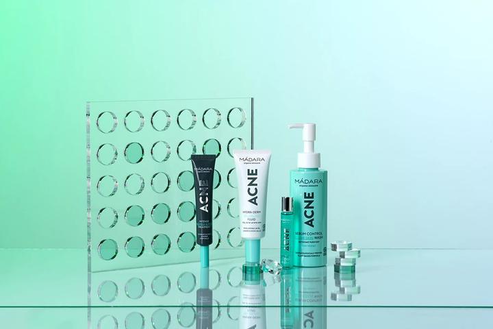 Image du produit Madara Soins - Acné Acute Spot Roll-On (8 ml)